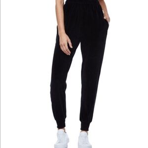 GOOD AMERICAN Twisted Seam Black Velour Joggers